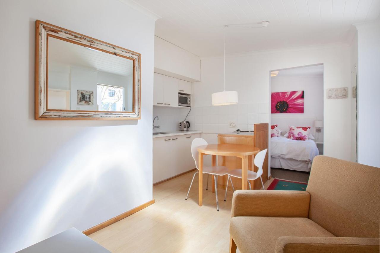 Barry Hall Apartments Le Cap Extérieur photo